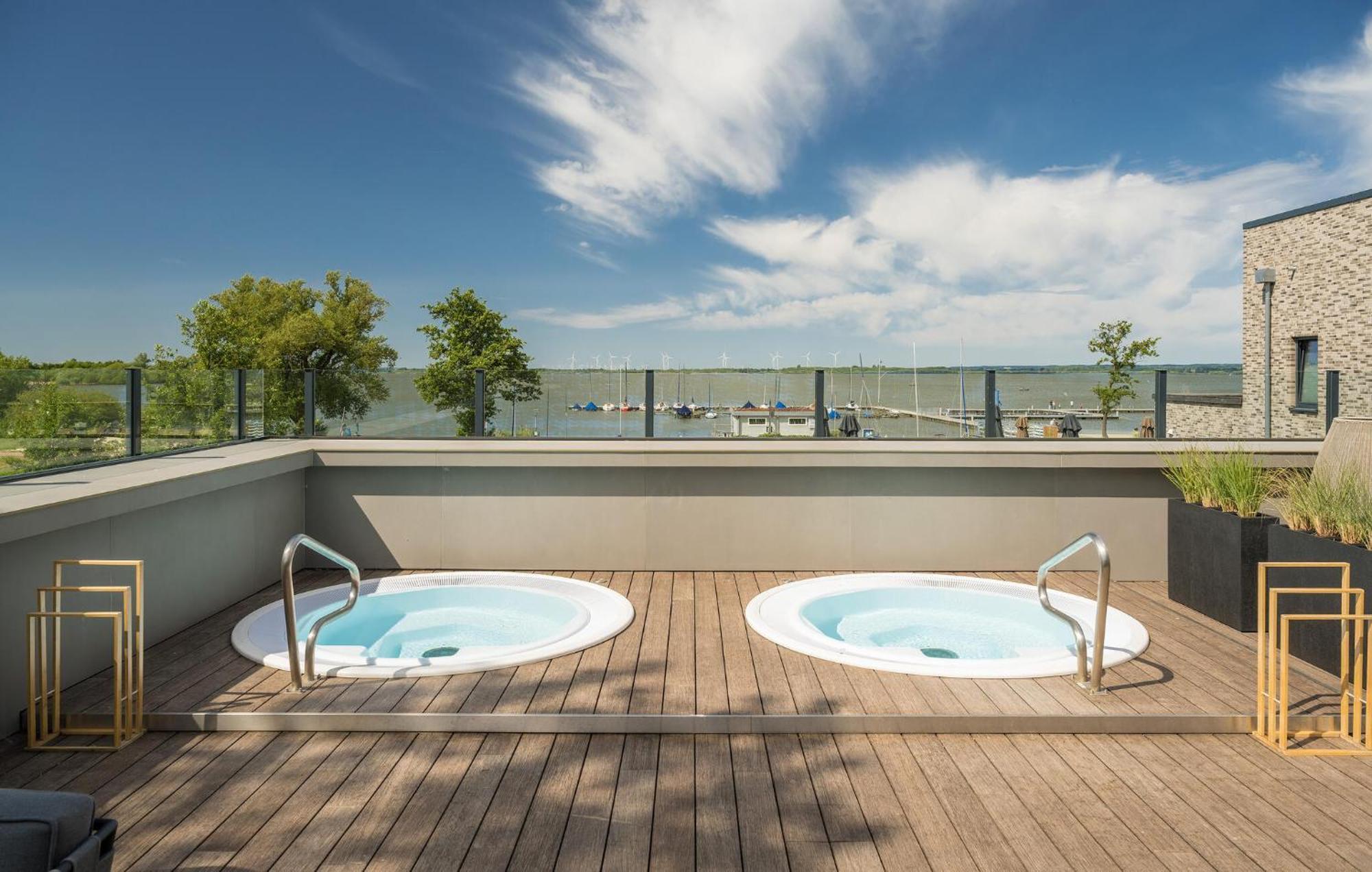 Nice Home In Lembruch-Duemmer See With Sauna المظهر الخارجي الصورة